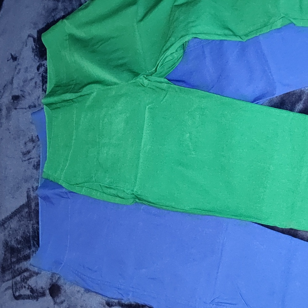 2 pairs NY&Co pants size medium